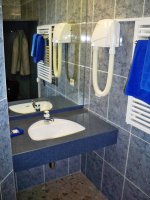 Dusche GVA 02.jpg