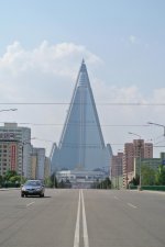 ryugyong2.jpg