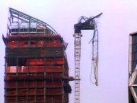 NY-Manhattan-crane-collapse.jpg