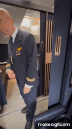 Sneak_Peak_of_the_new_Lufthansa_First_Class_A350_lufthansa_Allegris_firstclass_milesandmore (1).gif