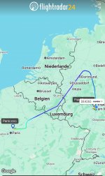 Screenshot_20250615_225551_Flightradar24.jpg