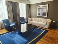 Suite 10.jpg