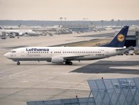 Boeing_737-430,_Lufthansa_Express_AN0790626.jpg