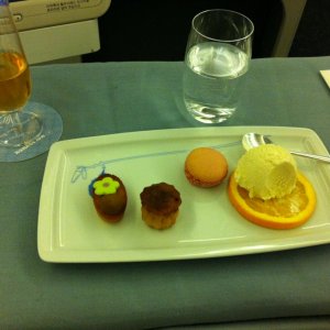 KE First Class (Langstrecke)