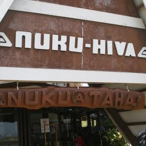 SÃ¼dsee Franz P.NukaHiva Flughafen