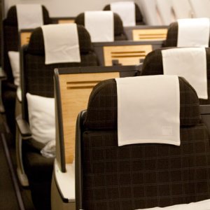 Business Class - Sitzreihen auf der rechten Seite (abwechselnd 2 / 1)