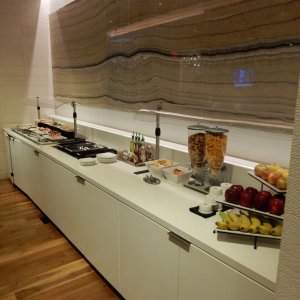 LAX Lounge2015005
