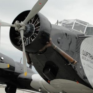 JU 52 08 2010 076