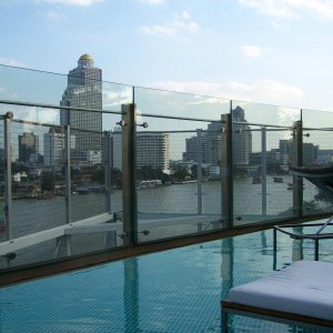 Bangkok Hilton Pool