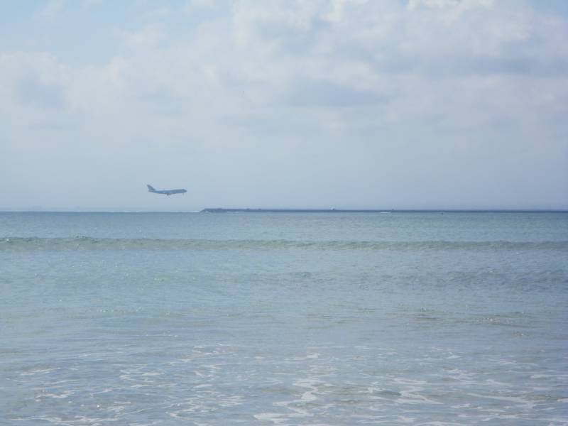 72  JImbaran Beach  Airport
