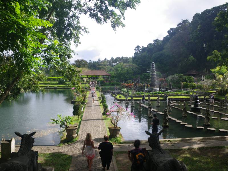 84  Tirtagangga Wasserpalast