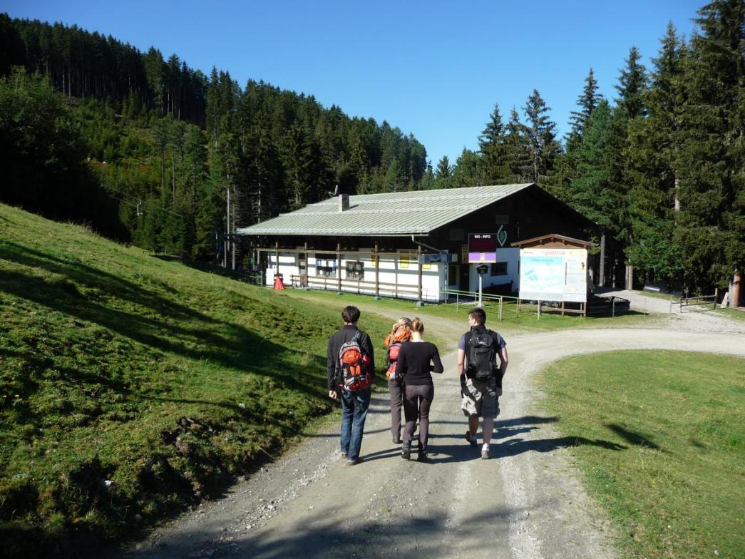 Auf zur zweiten Sektion, ein im Sommer auf Sessellift umgebauter Schlepplift ...