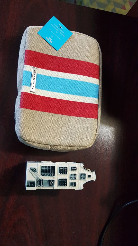 Delft House und Amenity Kit