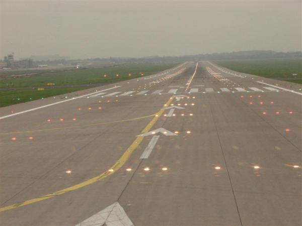 DUS Startbahn 23L