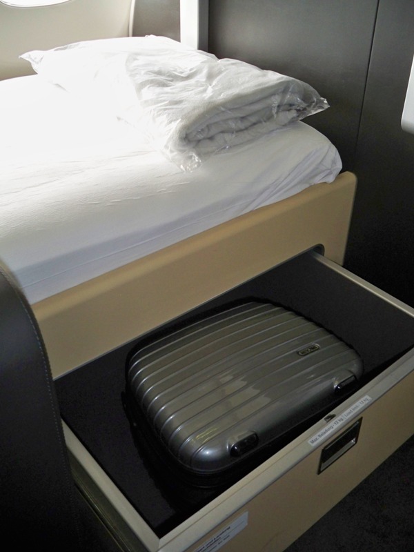 LH neue First 023