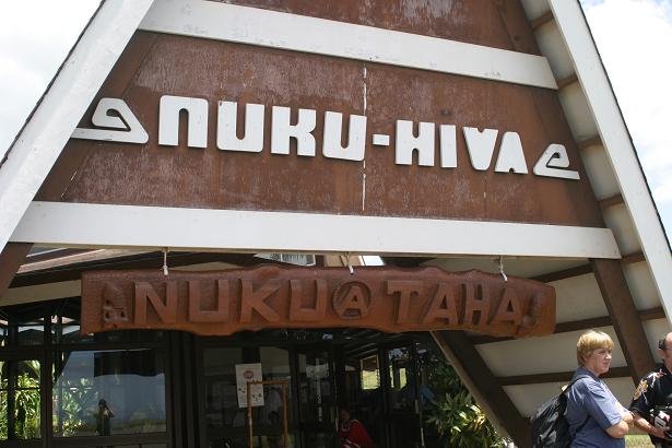 SÃ¼dsee Franz P.NukaHiva Flughafen