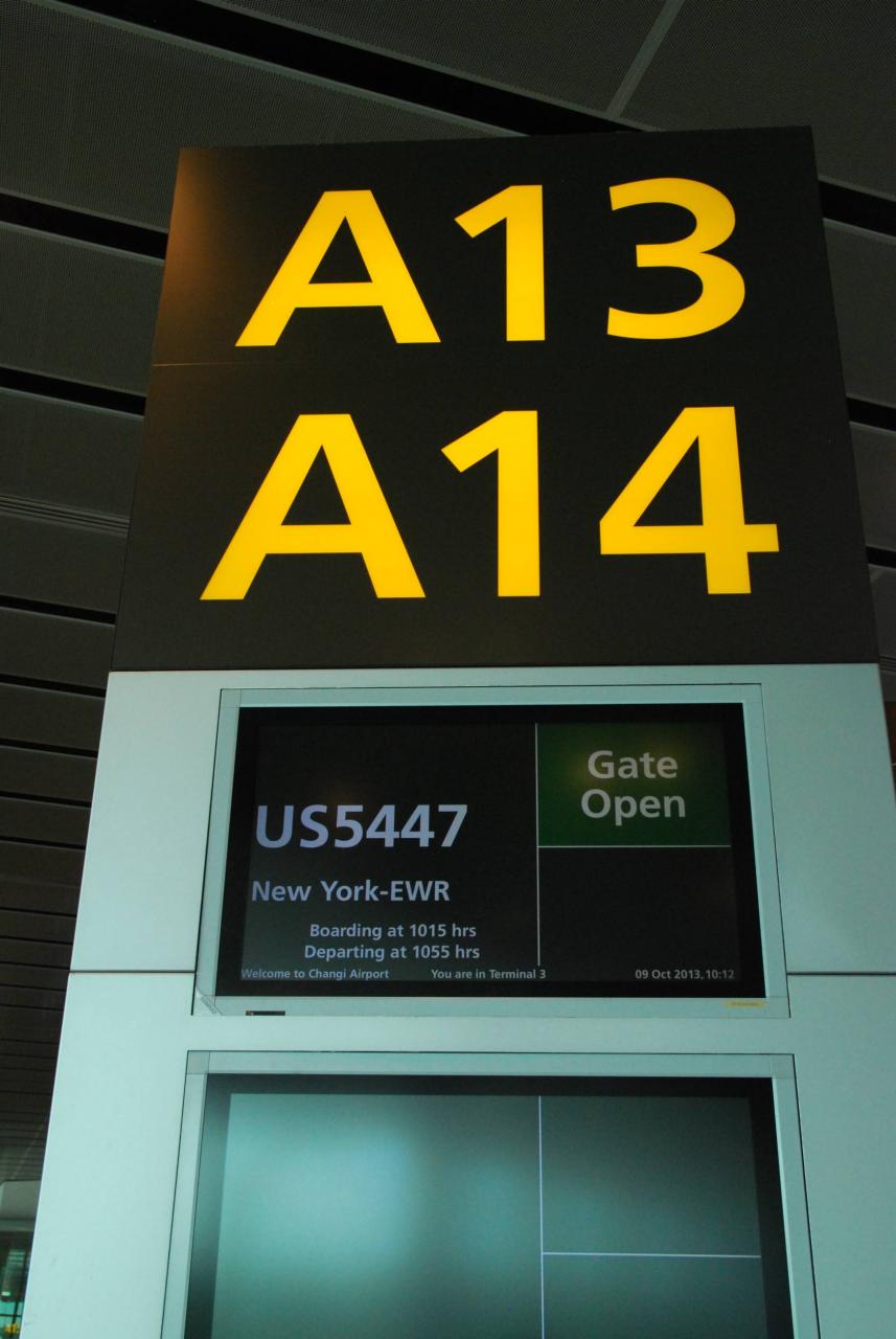 SQ 22, SIN-EWR