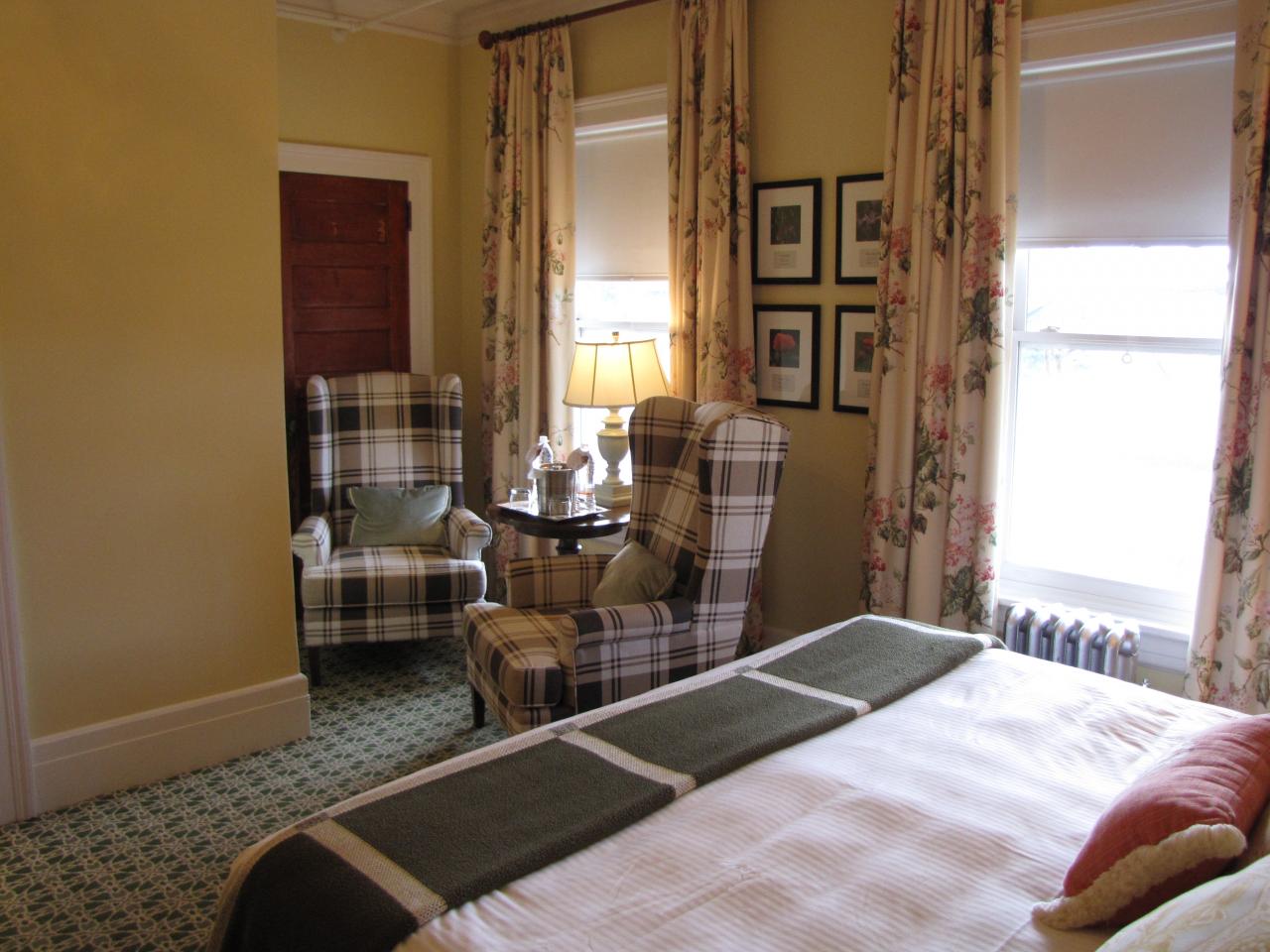 The Mount Washington Hotel - Room